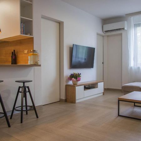 Apartman Adeari Загреб Экстерьер фото