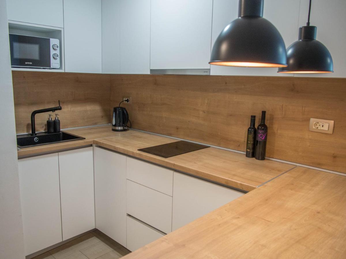 Apartman Adeari Загреб Экстерьер фото